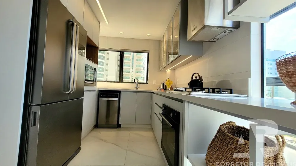 Apartamento, 3 quartos, 152 m² - Foto 2