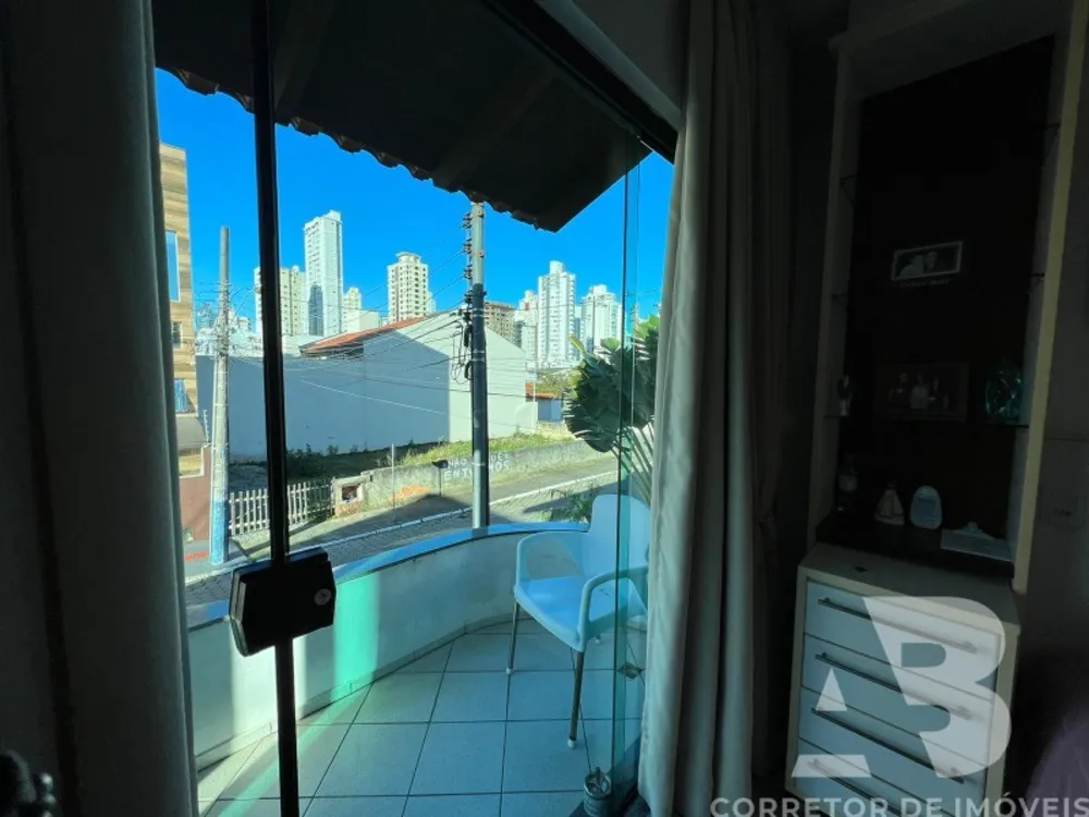 Casa, 4 quartos, 303 m² - Foto 4
