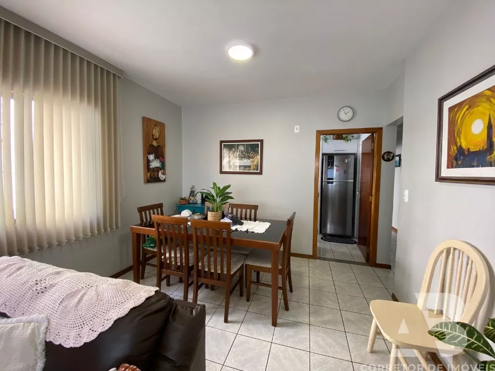 Apartamento à venda com 3 quartos, 109m² - Foto 2