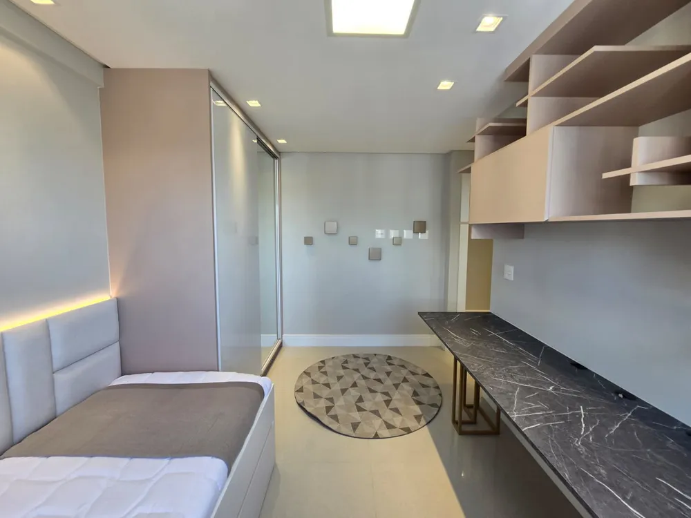Apartamento, 3 quartos, 136 m² - Foto 3
