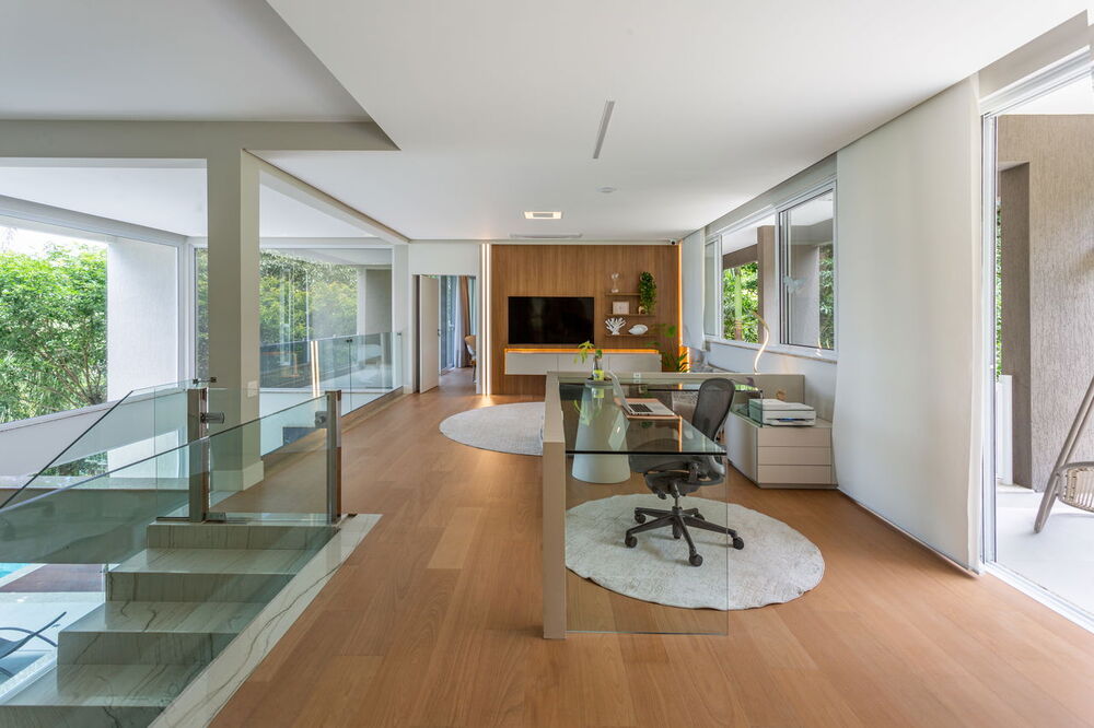 Casa à venda com 4 quartos, 785m² - Foto 1