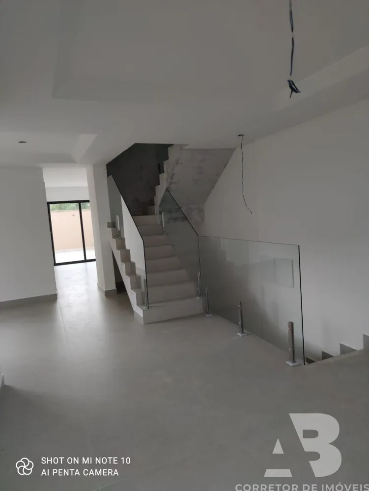 Casa, 3 quartos, 238 m² - Foto 4