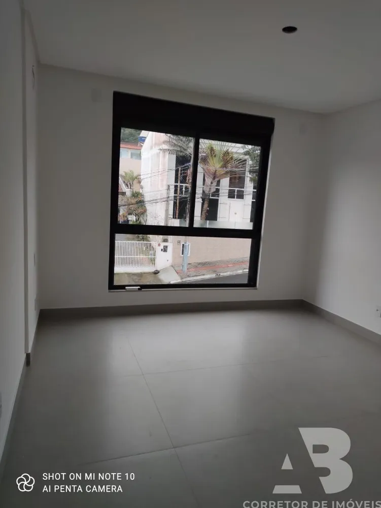 Casa, 3 quartos, 238 m² - Foto 14