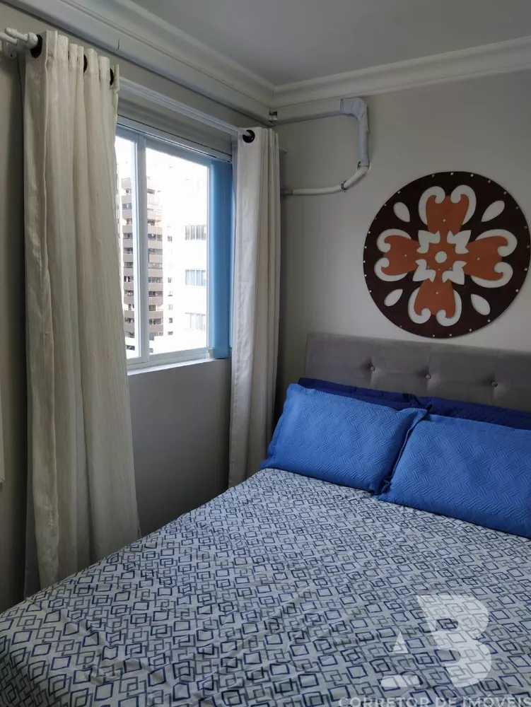 Apartamento à venda com 3 quartos, 124m² - Foto 3