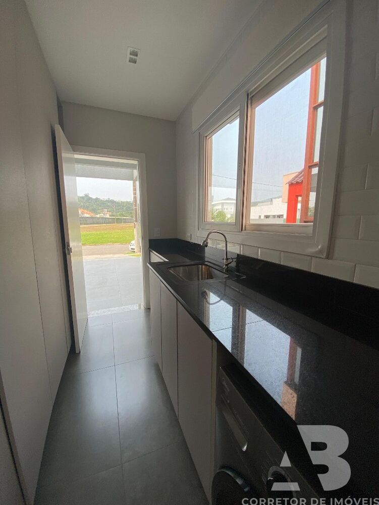Casa, 3 quartos, 334 m² - Foto 2