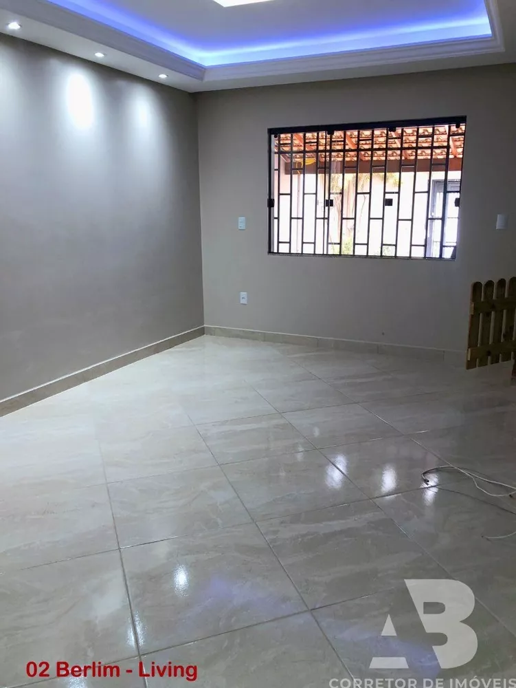 Casa à venda com 3 quartos, 105m² - Foto 4