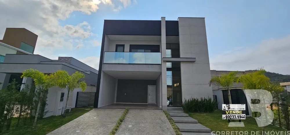 Casa, 4 quartos, 286 m² - Foto 1