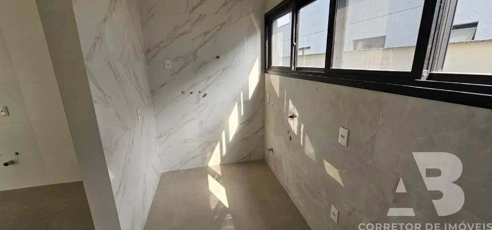 Casa, 4 quartos, 286 m² - Foto 3
