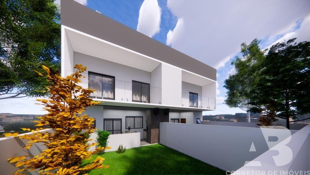 Casa à venda com 3 quartos - Foto 1