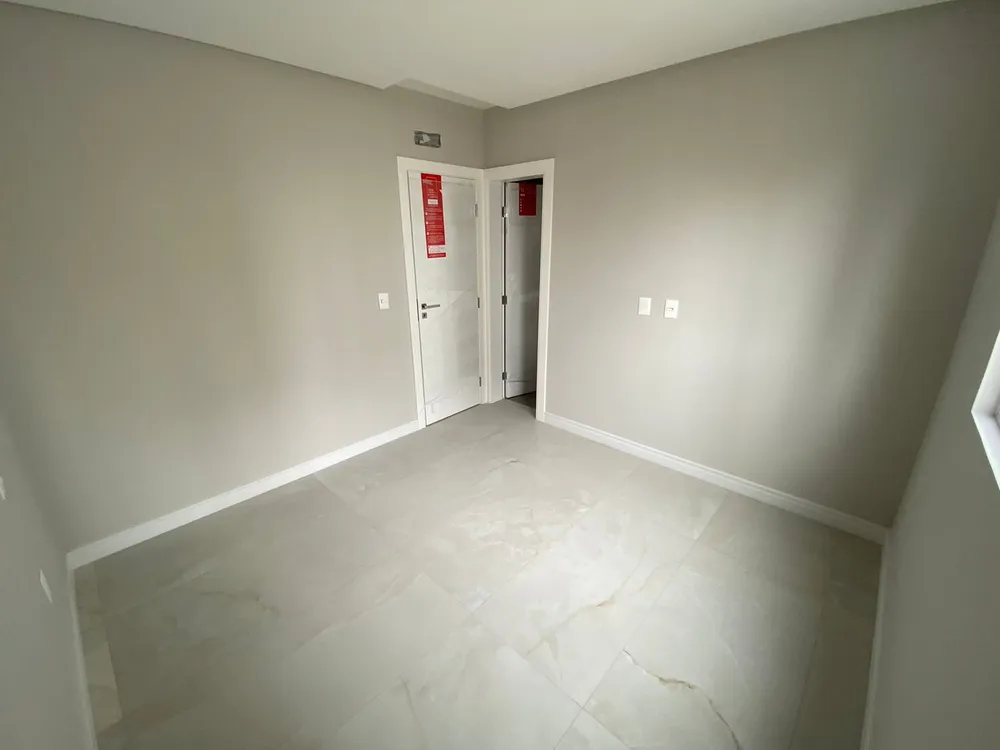 Apartamento, 3 quartos, 130 m² - Foto 2