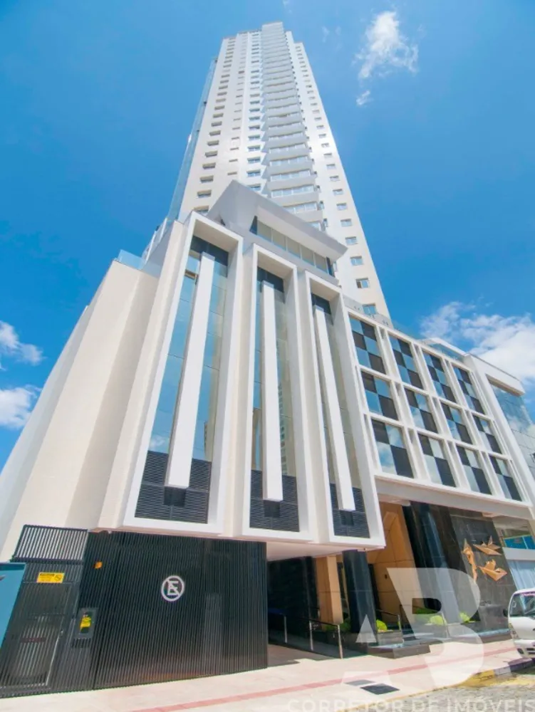 Apartamento, 3 quartos, 153 m² - Foto 1