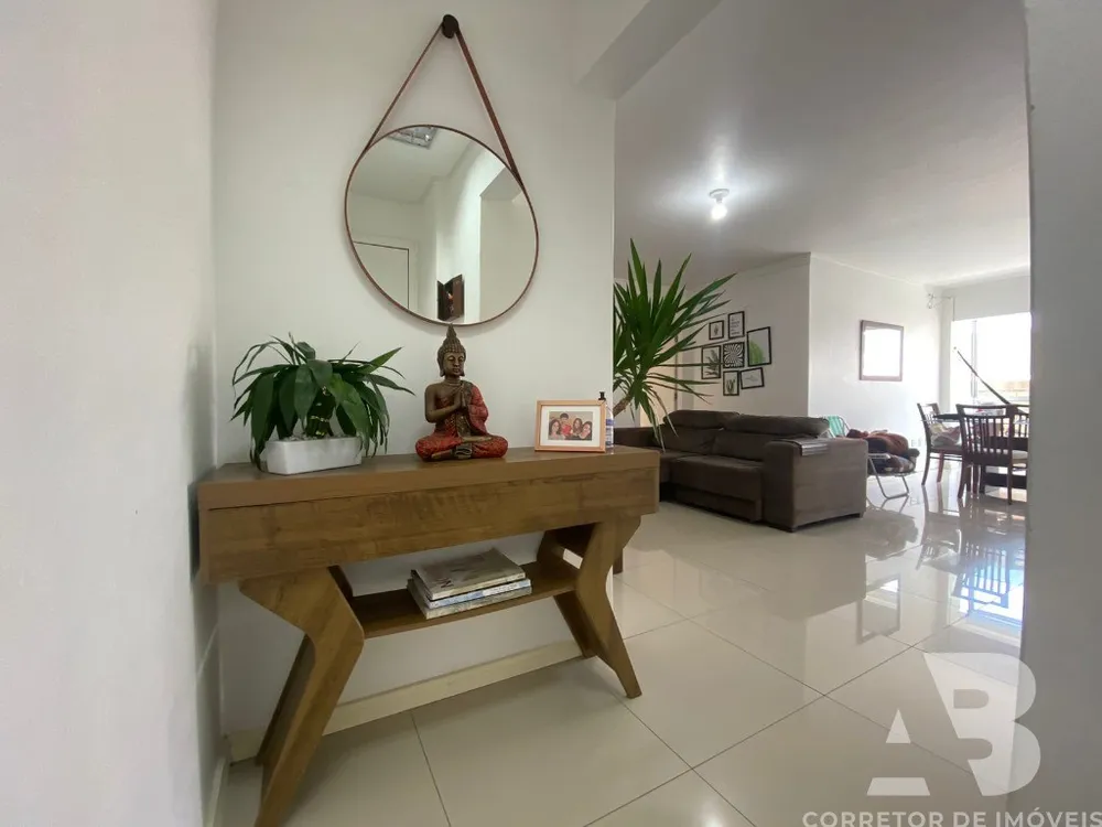 Apartamento, 3 quartos, 100 m² - Foto 1