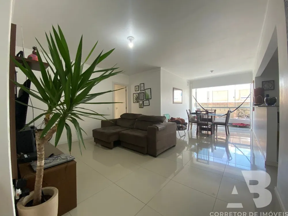 Apartamento, 3 quartos, 100 m² - Foto 3