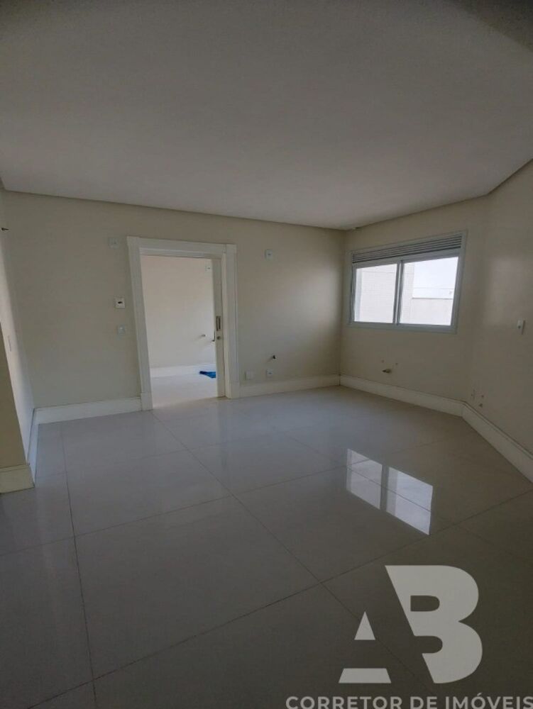 Apartamento, 3 quartos, 254 m² - Foto 1