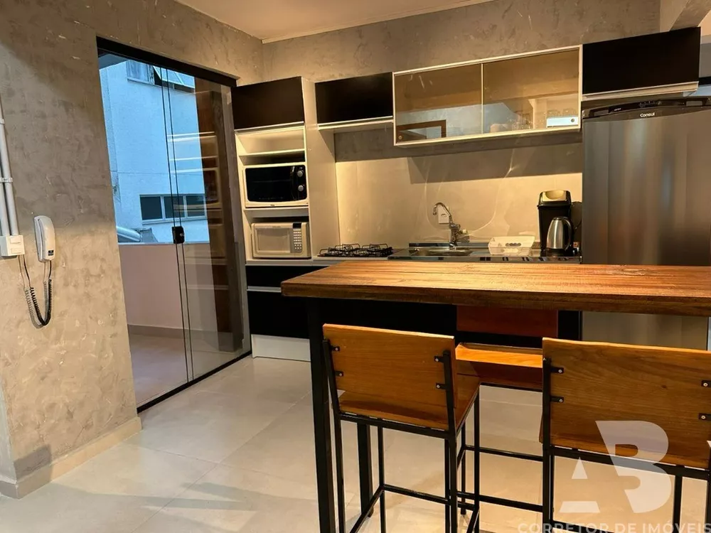 Apartamento à venda com 3 quartos, 86m² - Foto 1