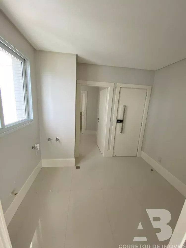 Apartamento, 4 quartos, 237 m² - Foto 9