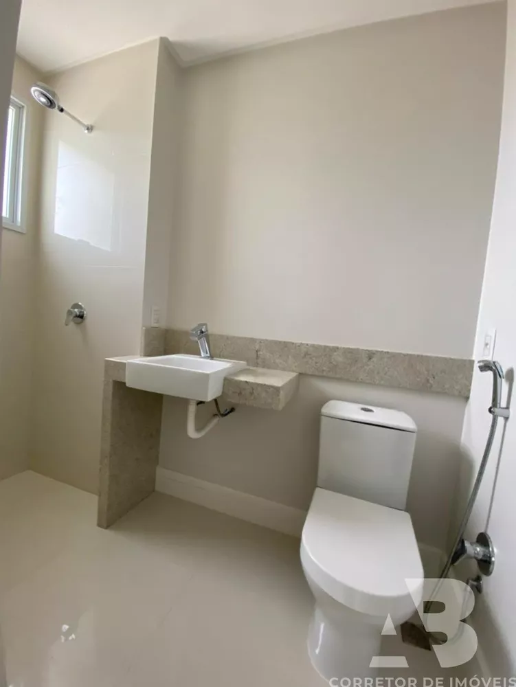 Apartamento, 4 quartos, 237 m² - Foto 1