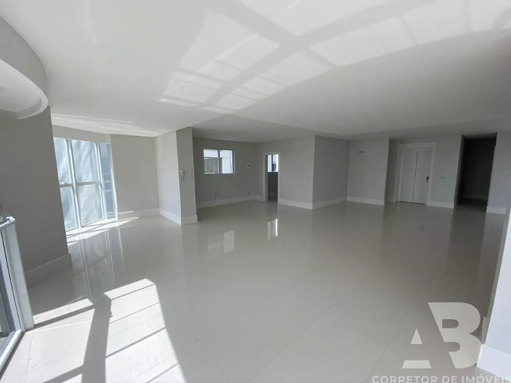 Apartamento, 4 quartos, 237 m² - Foto 3