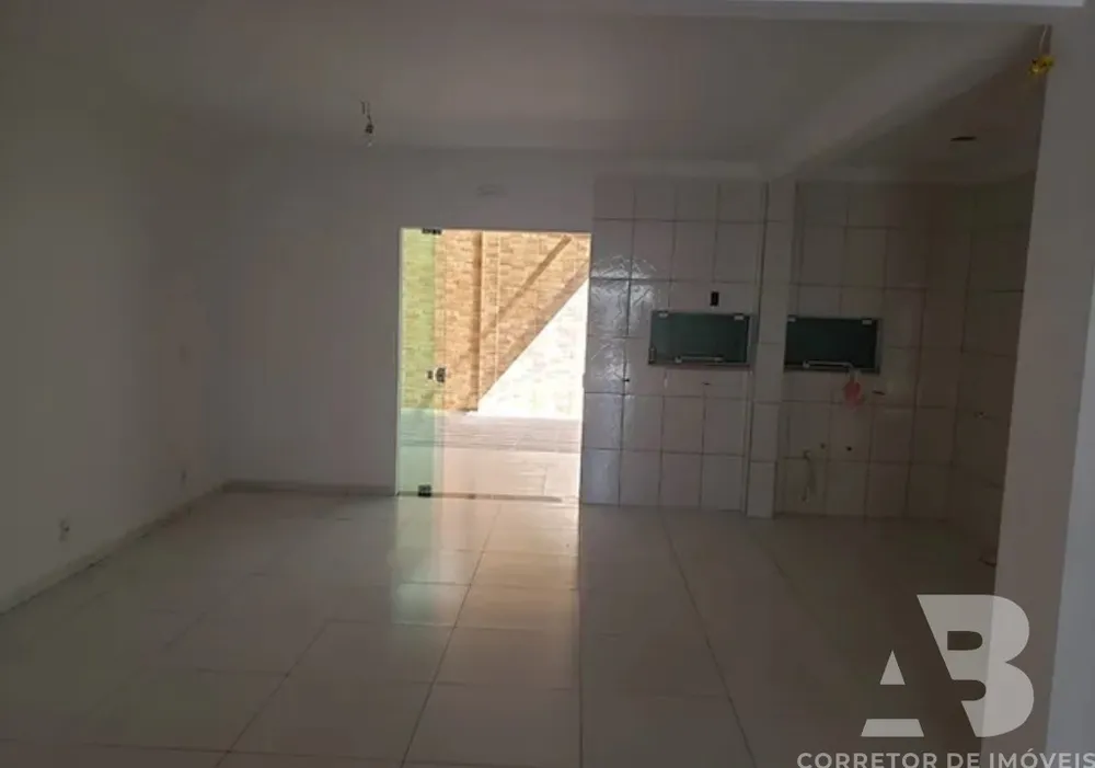Casa, 3 quartos, 200 m² - Foto 6