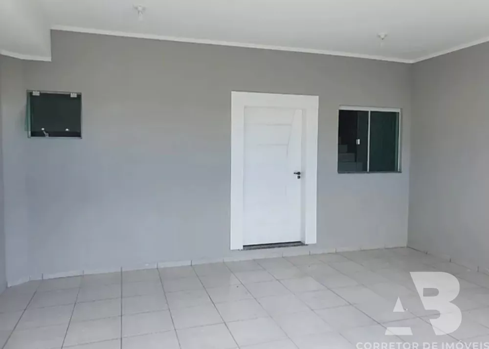 Casa à venda com 3 quartos, 200m² - Foto 3