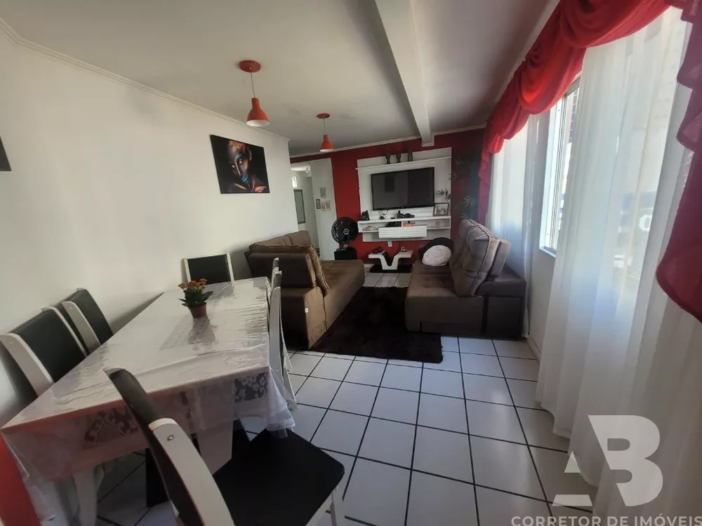 Apartamento à venda com 2 quartos, 85m² - Foto 4