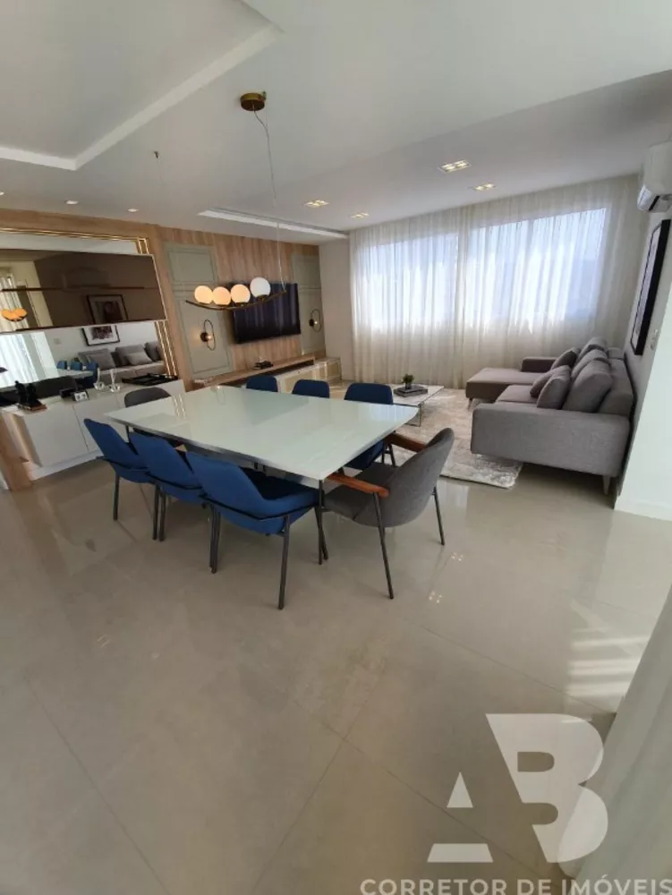 Cobertura à venda com 4 quartos, 240m² - Foto 3