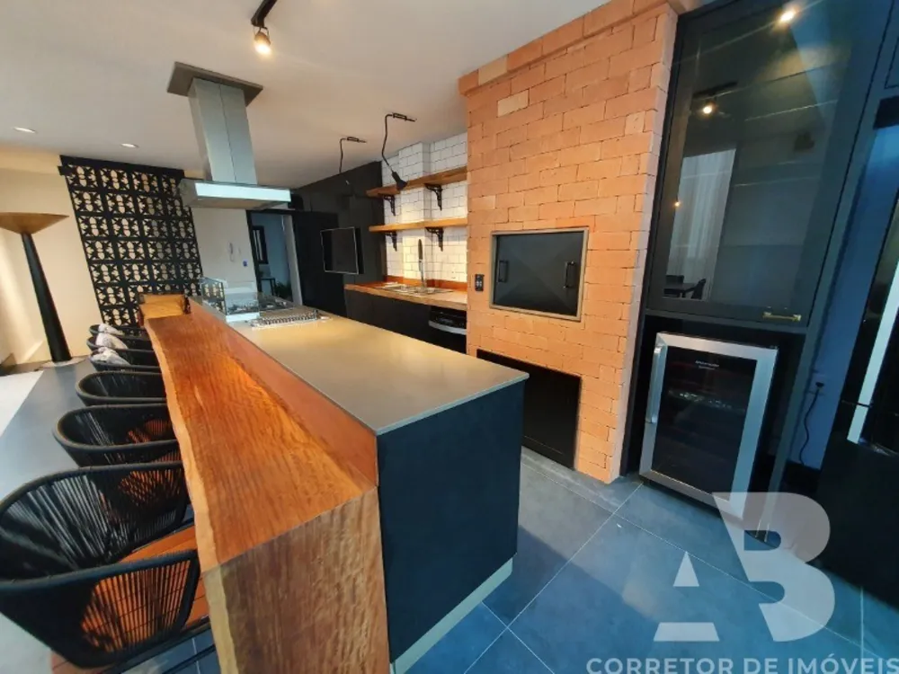 Cobertura, 3 quartos, 268 m² - Foto 1