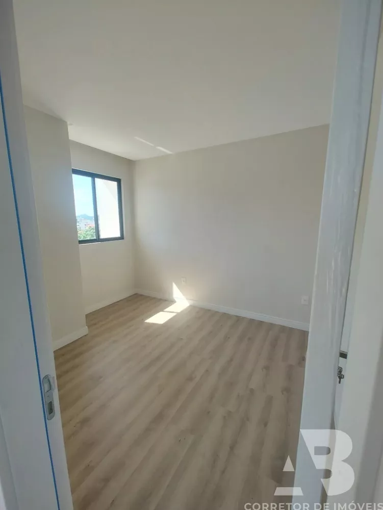 Apartamento à venda com 2 quartos, 64m² - Foto 8