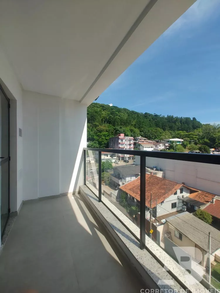 Apartamento à venda com 2 quartos, 64m² - Foto 5