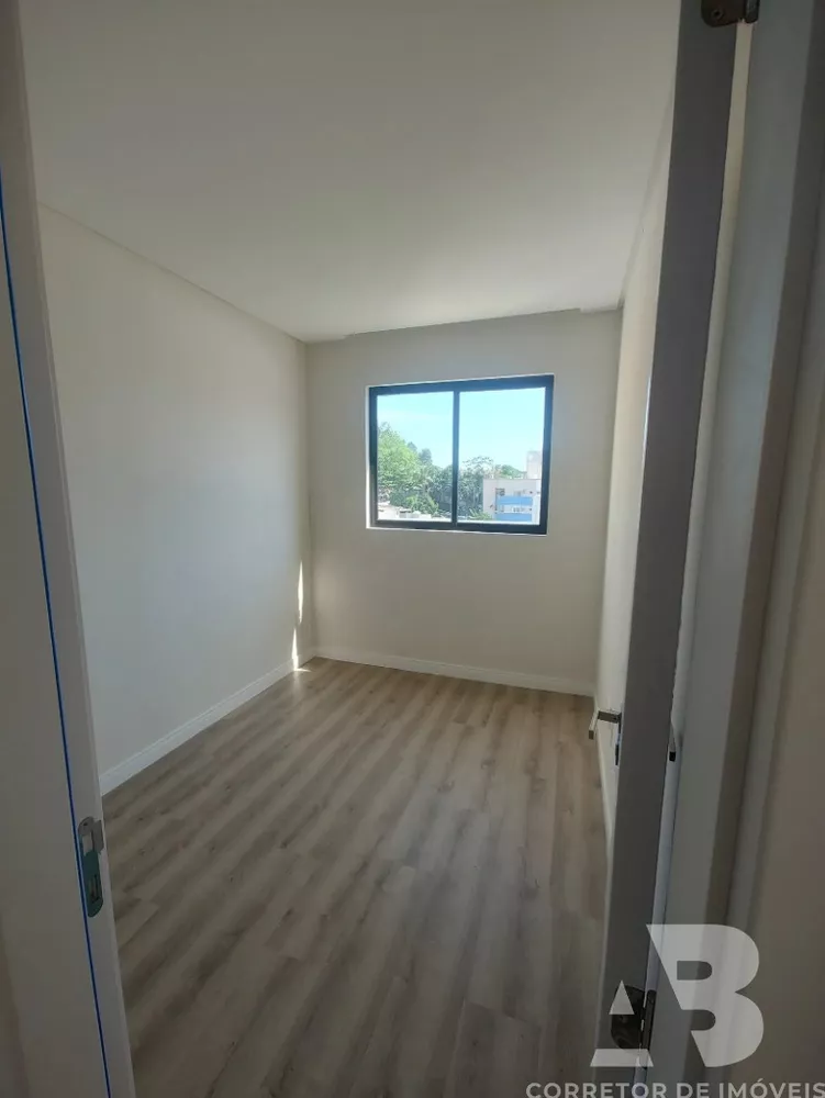 Apartamento à venda com 2 quartos, 64m² - Foto 7