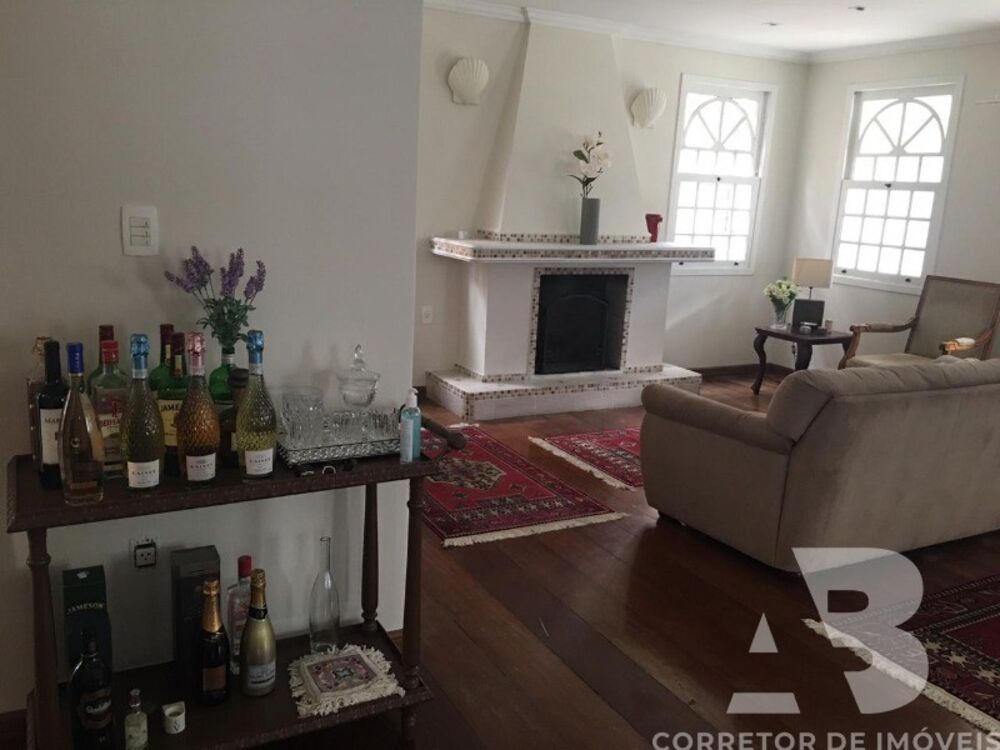 Casa à venda com 4 quartos, 550m² - Foto 5