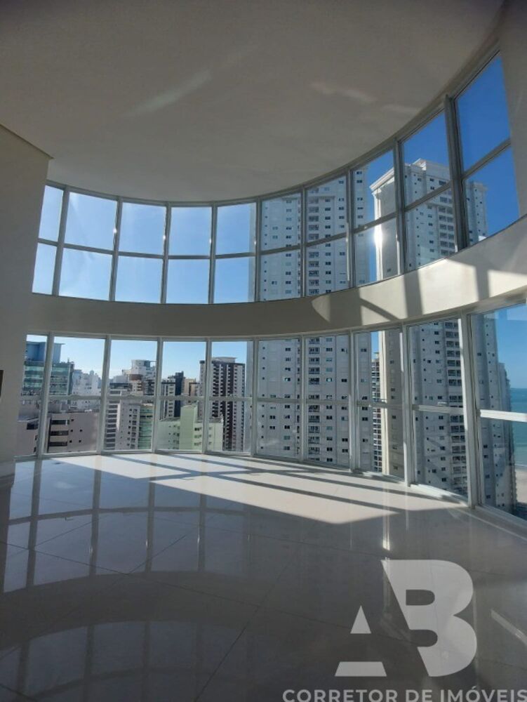 Apartamento, 4 quartos, 239 m² - Foto 1
