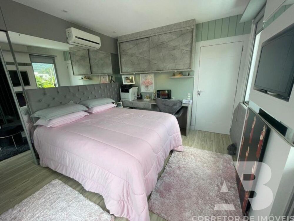 Casa à venda com 2 quartos, 170m² - Foto 10