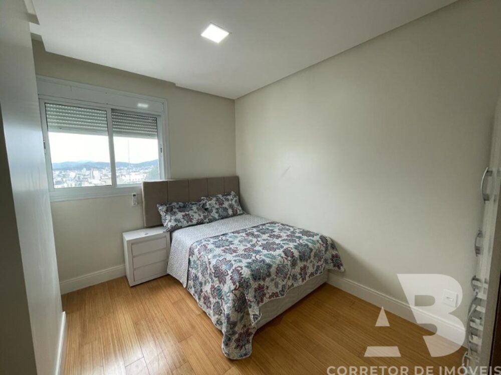 Apartamento, 3 quartos, 130 m² - Foto 1
