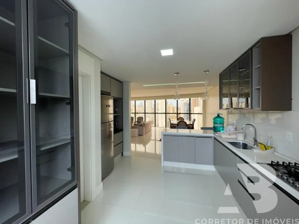 Apartamento, 3 quartos, 130 m² - Foto 6