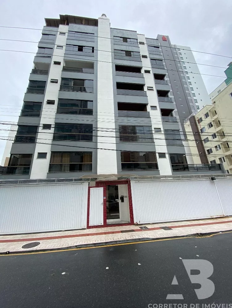 Apartamento à venda com 3 quartos, 178m² - Foto 1