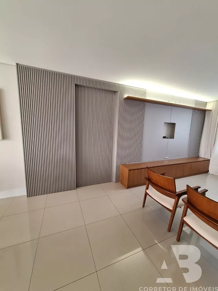 Apartamento para alugar com 3 quartos, 136m² - Foto 4