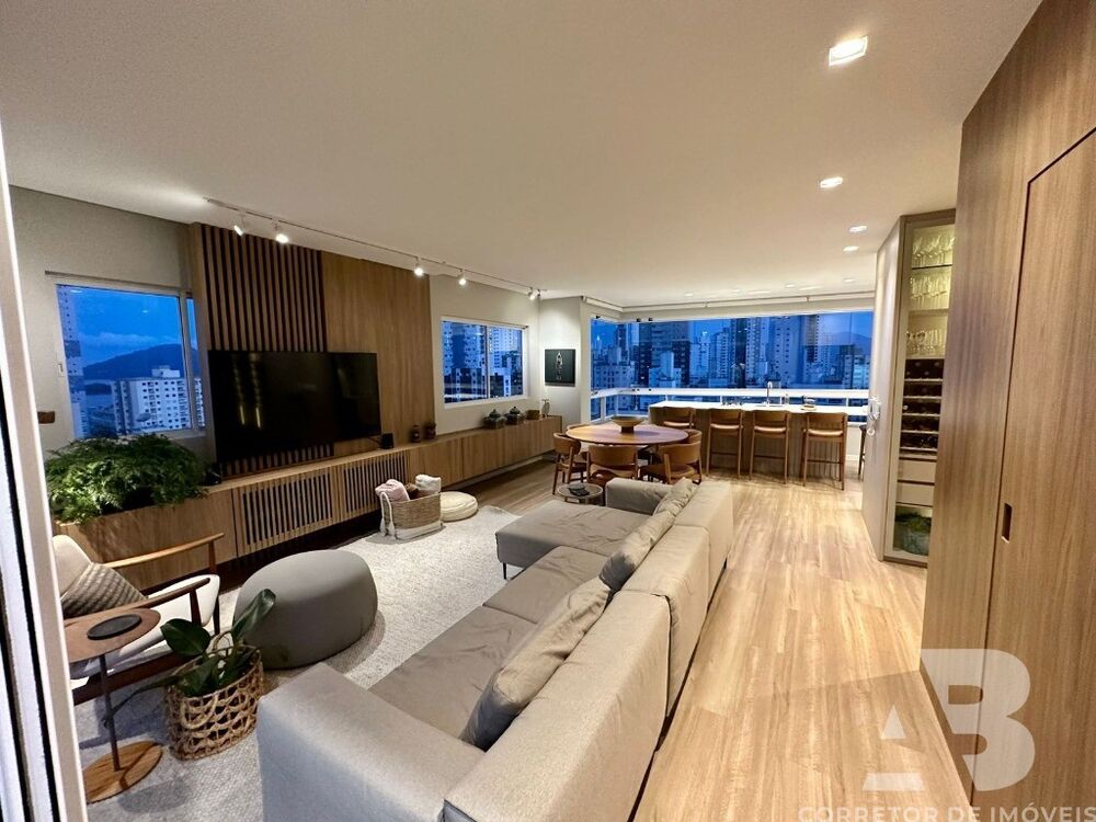 Cobertura à venda com 4 quartos, 13m² - Foto 2