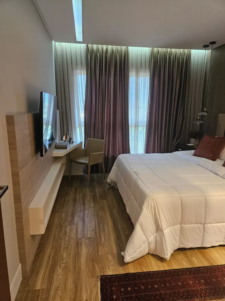 Apartamento à venda com 3 quartos, 186m² - Foto 5