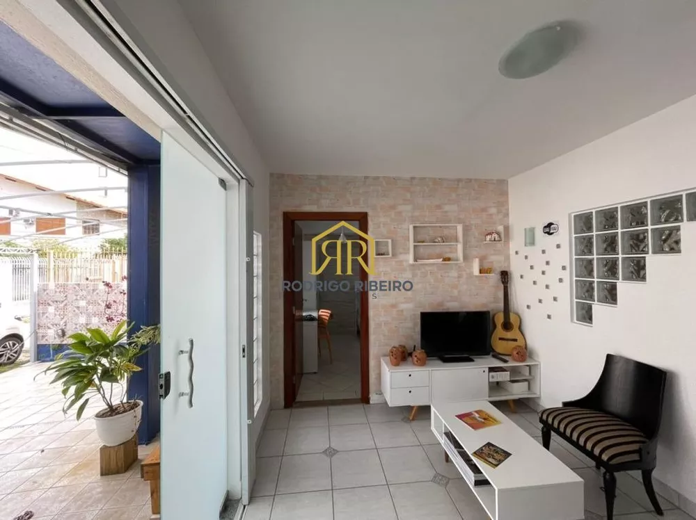 Casa à venda com 10 quartos, 270m² - Foto 10