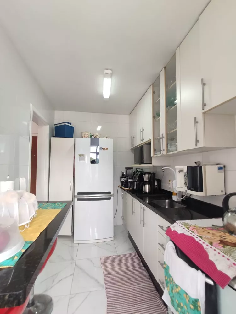 Apartamento à venda com 1 quarto, 42m² - Foto 1