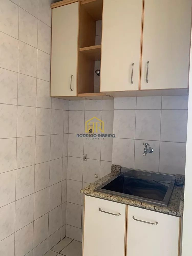 Apartamento à venda com 2 quartos, 61m² - Foto 10