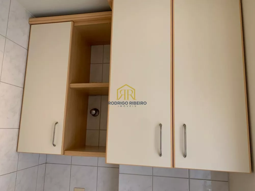 Apartamento à venda com 2 quartos, 61m² - Foto 11