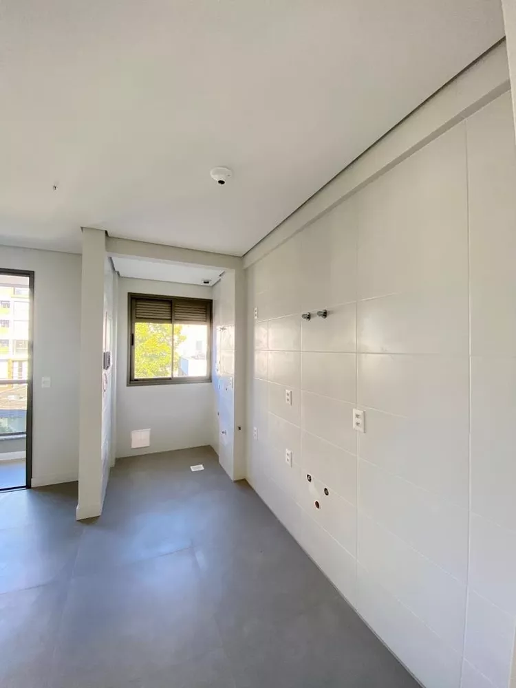 Apartamento à venda com 3 quartos, 74m² - Foto 4