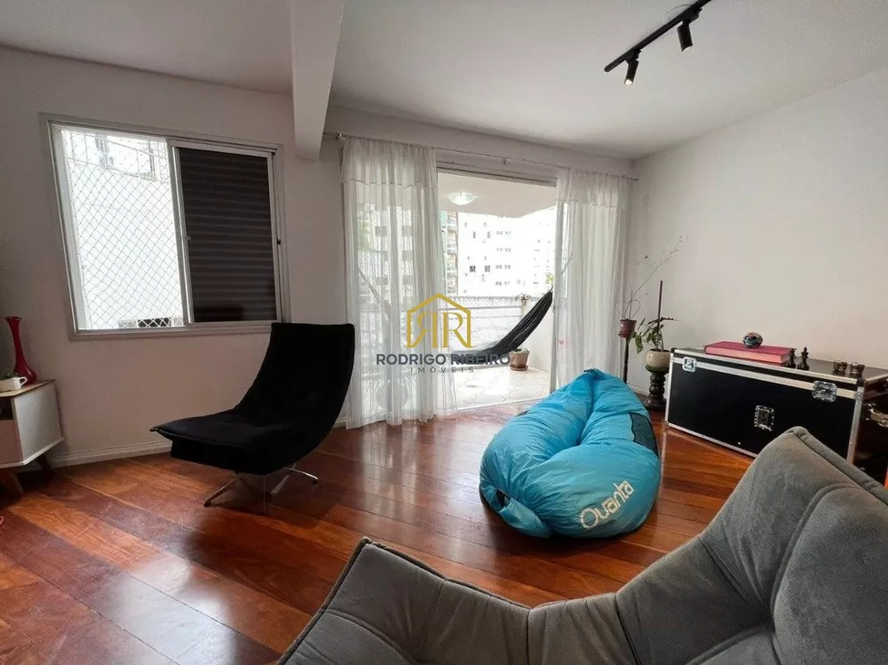 Apartamento à venda com 4 quartos, 202m² - Foto 5