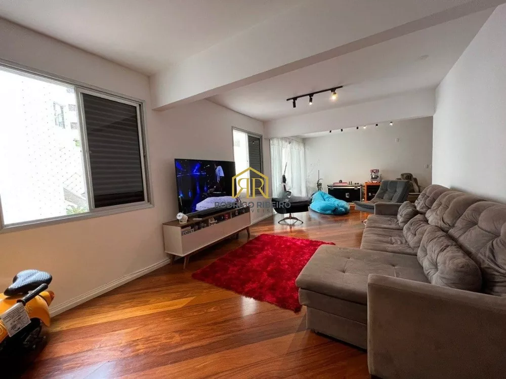 Apartamento à venda com 4 quartos, 202m² - Foto 7