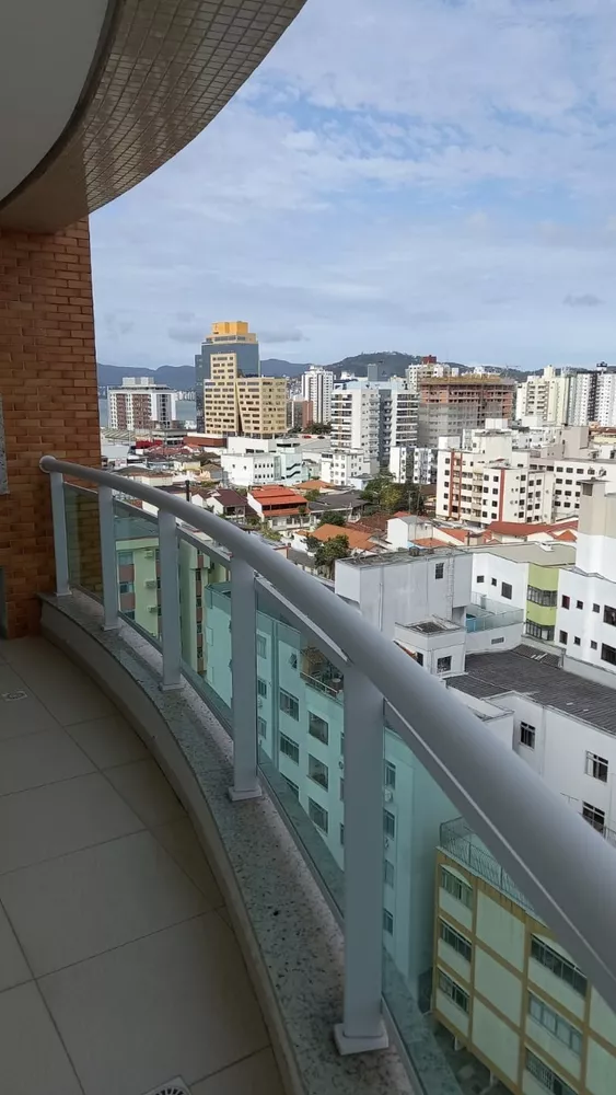 Apartamento à venda com 3 quartos, 106m² - Foto 1