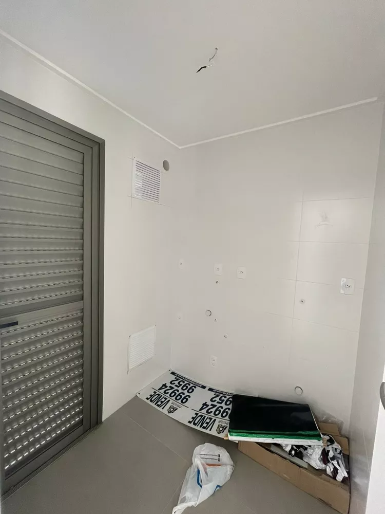 Apartamento à venda com 2 quartos, 150m² - Foto 6