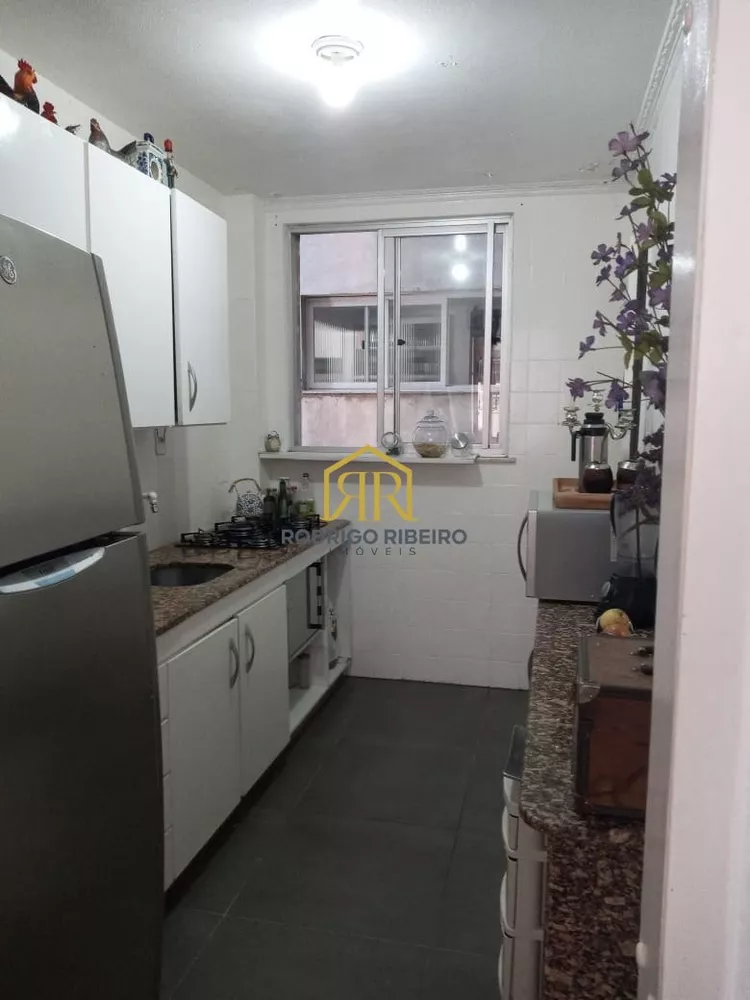 Apartamento à venda com 3 quartos, 80m² - Foto 4