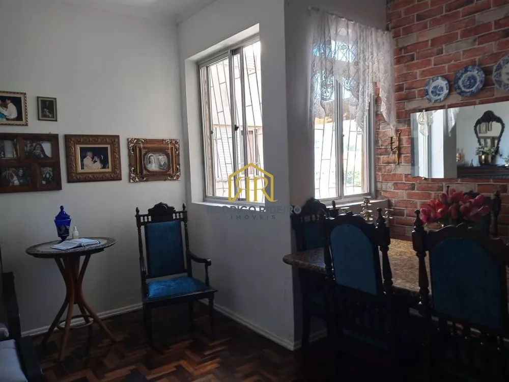 Apartamento à venda com 3 quartos, 80m² - Foto 1